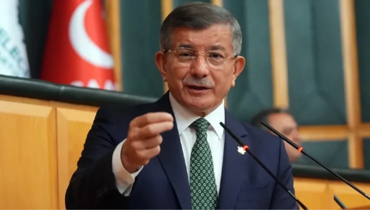 Davutoğlu’nda Erdoğan-Özel görüşmesine dair dikkat çeken çıkış: Amaca odaklı ve samimiyse doğru, geçici ve taktiksel ise felaketin habercisi