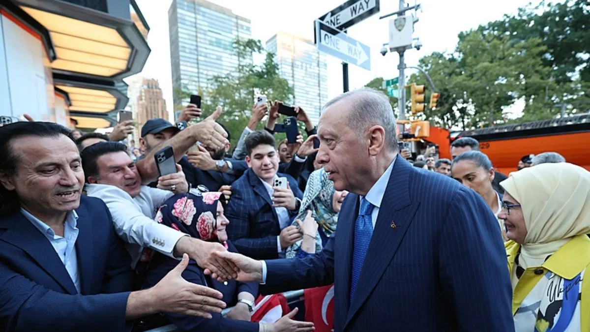 Başkan Erdoğan, New York’ta TURKEN Vakfı’nı ziyaret etti